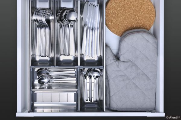 Cutlery trays